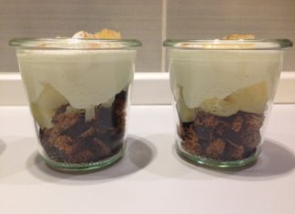 Lebkuchen-Birne-Quark-Schicht-Dessert