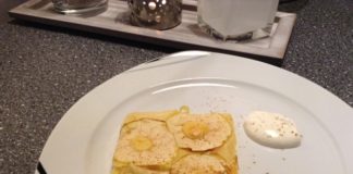 Ofenpfannkuchen mit Dip