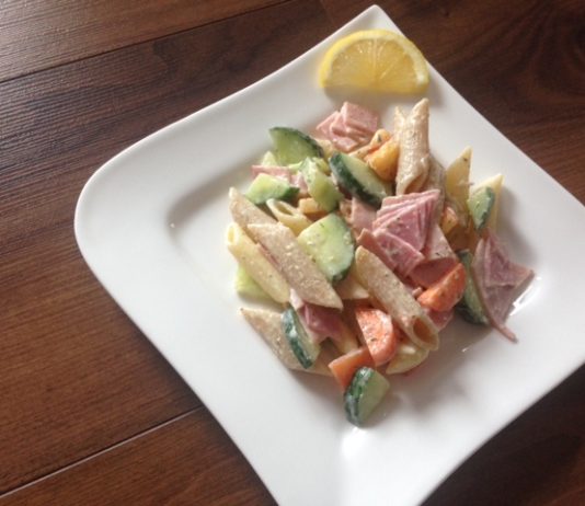 Nudelsalat – mit Pfirsich