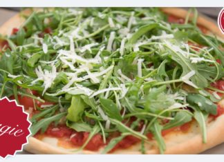 Rucola Pizza – toller Hefeteig, schnelle Tomatensauce