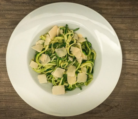 Knoblauch Zoodles – Blitzrezept – low carb
