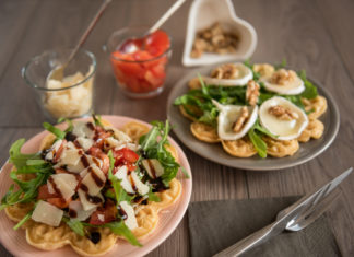 Herzhafte Waffeln – zwei leckere Variationen für den Belag