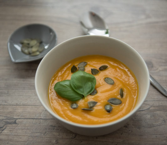 Schnelle Kürbissuppe im Topf