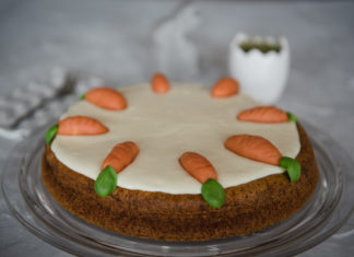 Rüblitorte mit Frischkäsefrosting – leckere Ostertorte