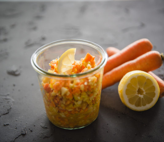 Rohkostsalat, perfekt für die Grillsaison – gesund und lecker