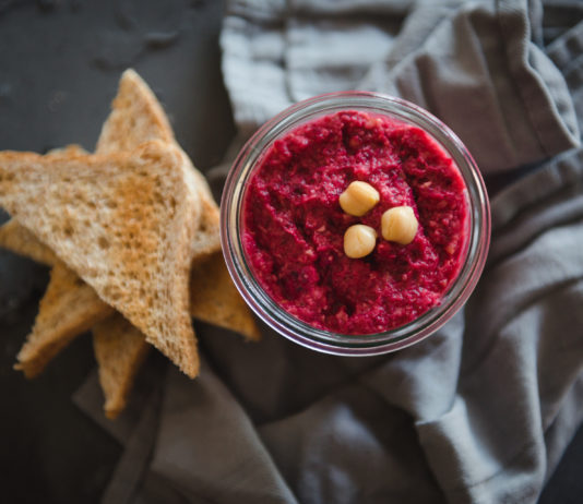 Rote Bete Hummus aus dem Thermomix
