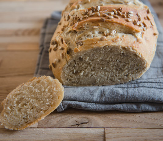 Mein Lieblingsbrot – Dinkelbrot mit Sonnenblumenkernen