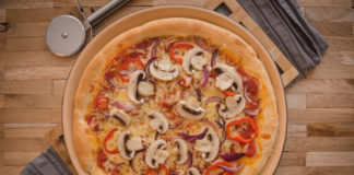 MUST HAVE Pizzastein – für Backofen und Grill