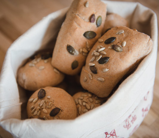 Vollkornbrötchen ohne Gehzeit aus dem Thermomix