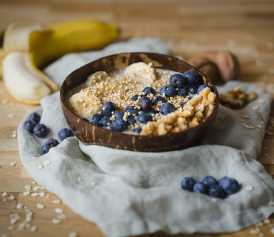Overnight Oats mit Blaubeeren, leckeres Frühstück mit vielen Variationen